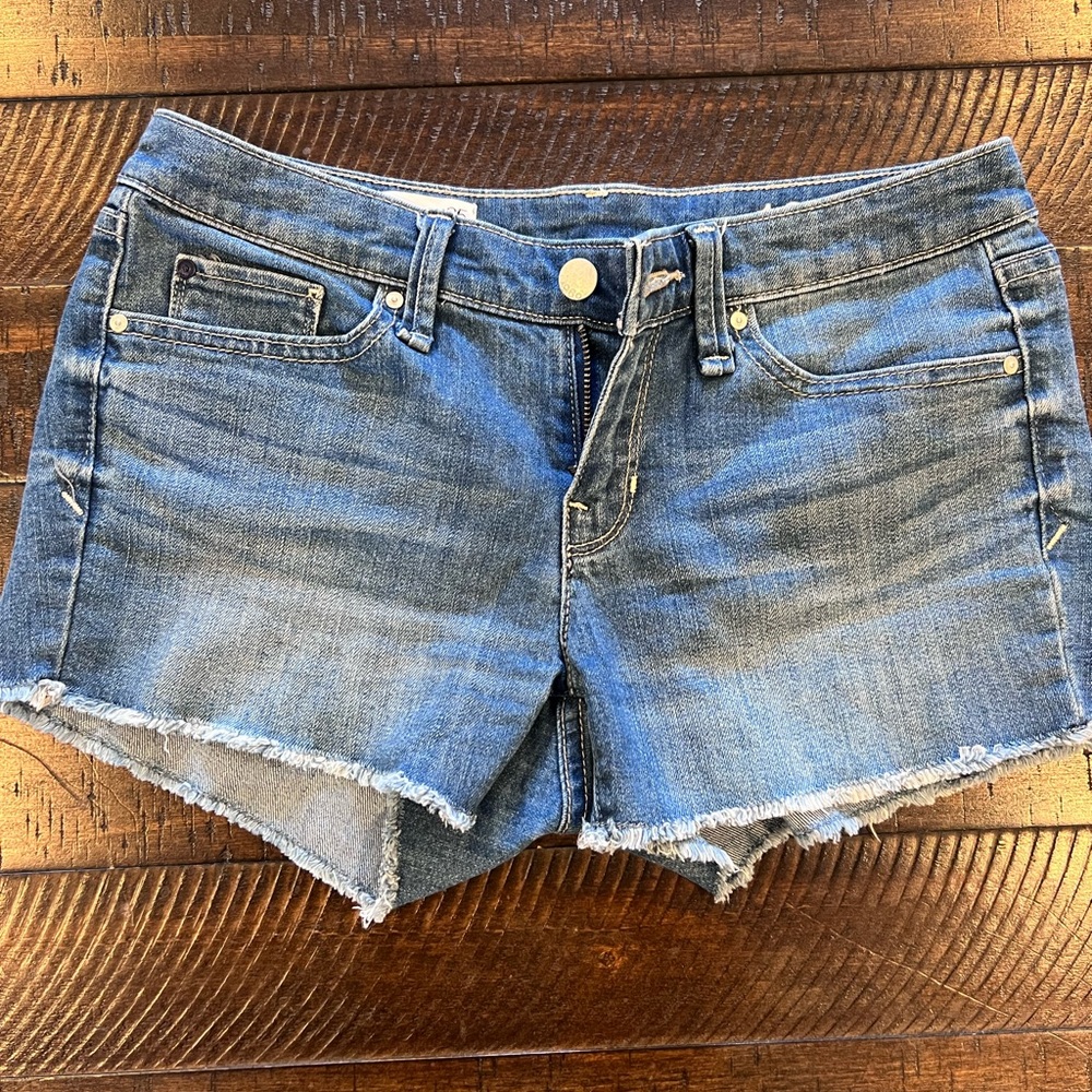 Gap jean shorts size 25